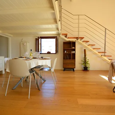 Trincu Apartment